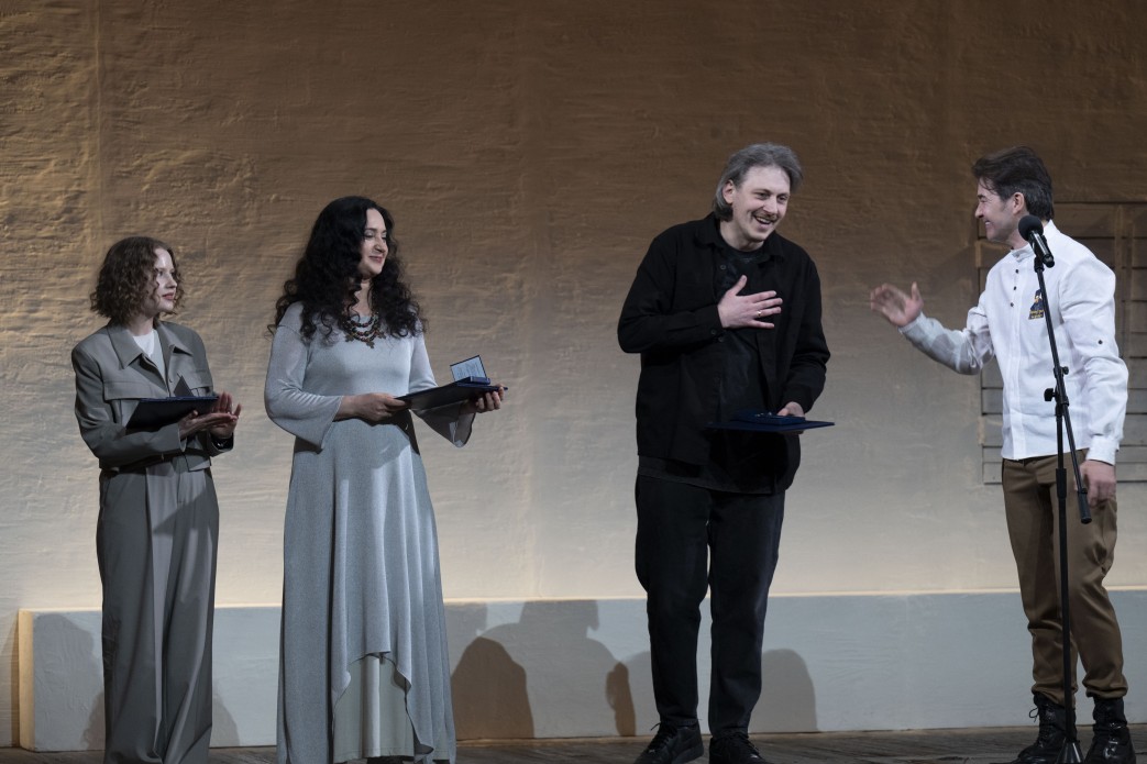 Tetyana Ovsiichuk, Susanna Karpenko, Ivan Uryvskyi, and Yevhen Nyshchuk at the Shevchenko National Prize ceremony, March 2024